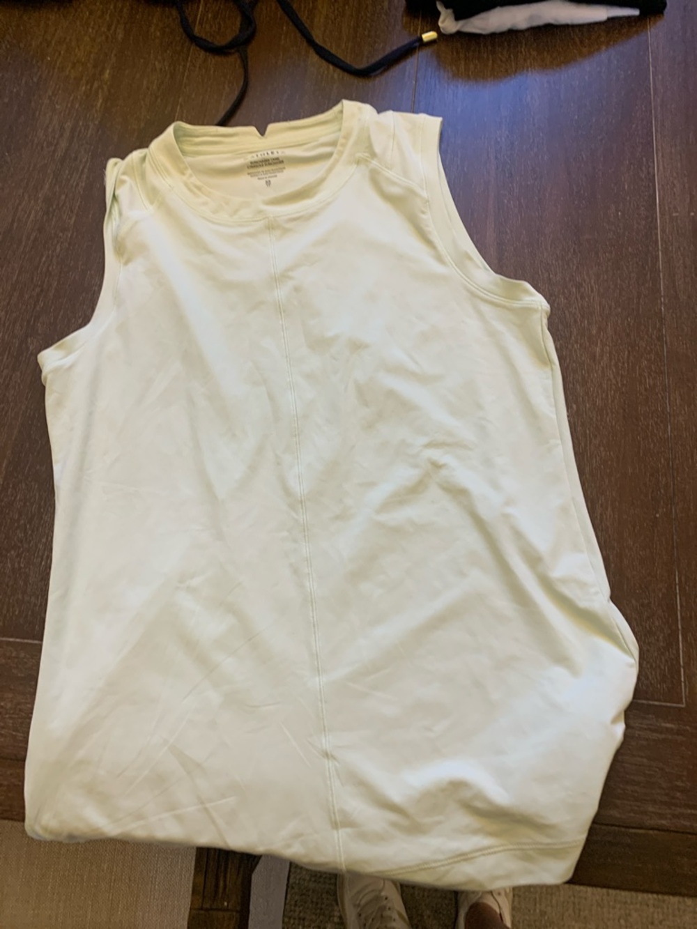 Athleta Sleeveless workout top XS